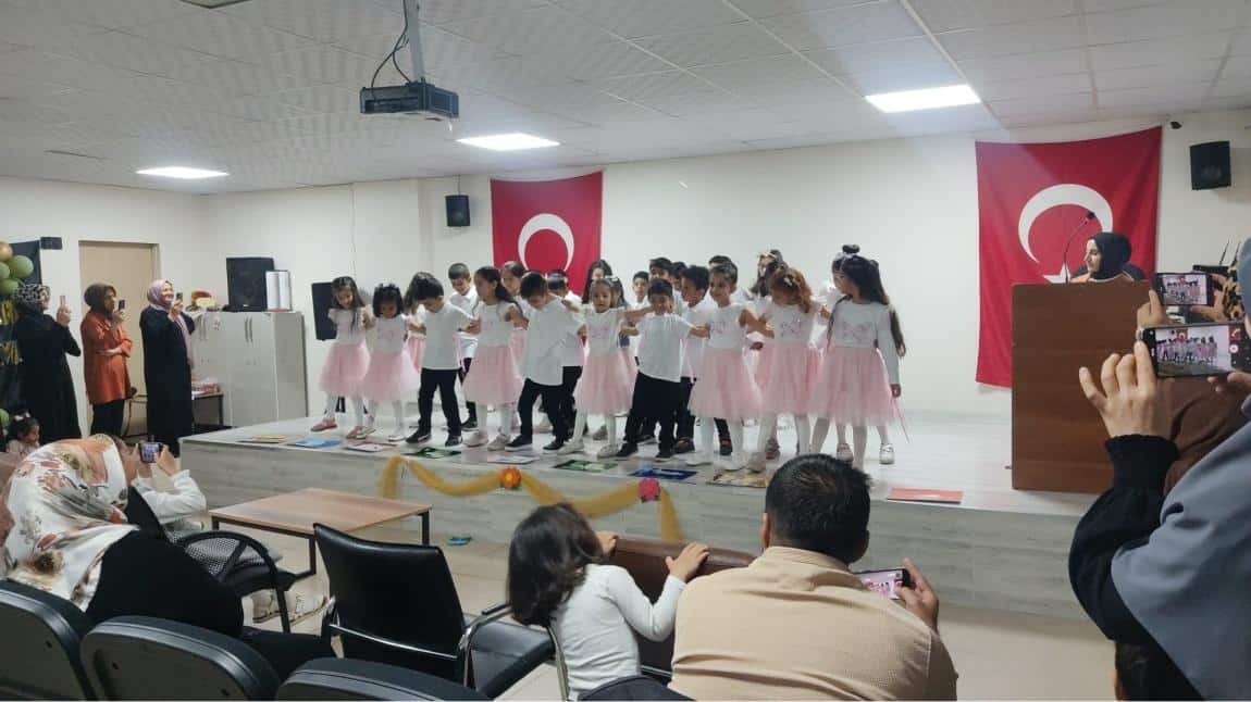 1/D SINIFI OKUMA BAYRAMI ETKİNLİKLERİ